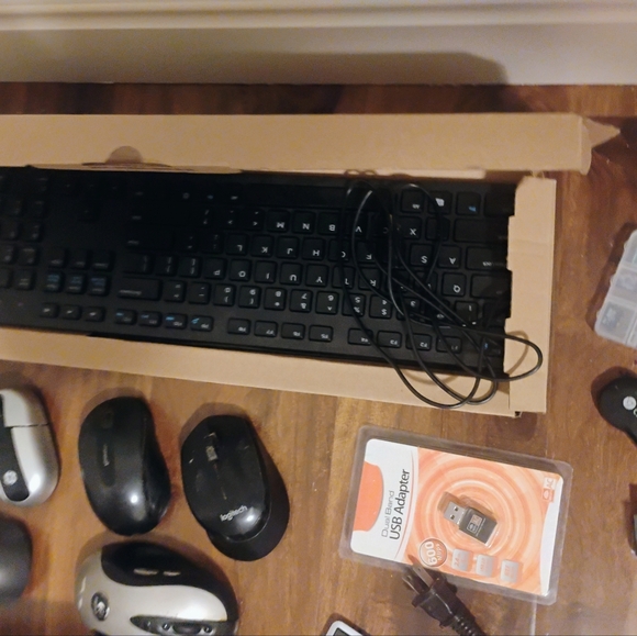 Random computer stuff - Picture 4 of 13